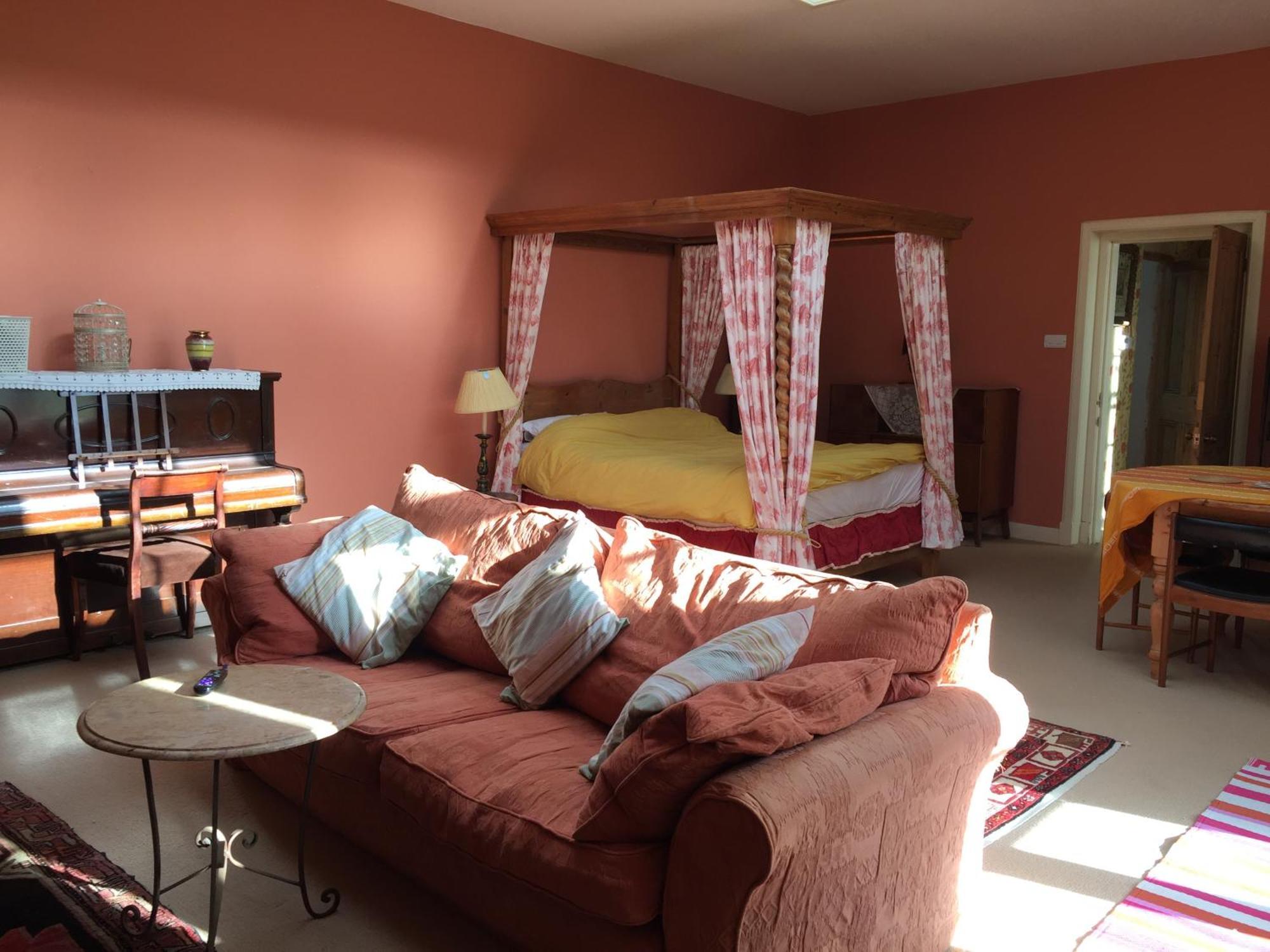 Gilchristland Organic Farm Retreat Bed & Breakfast Closeburn Exterior photo